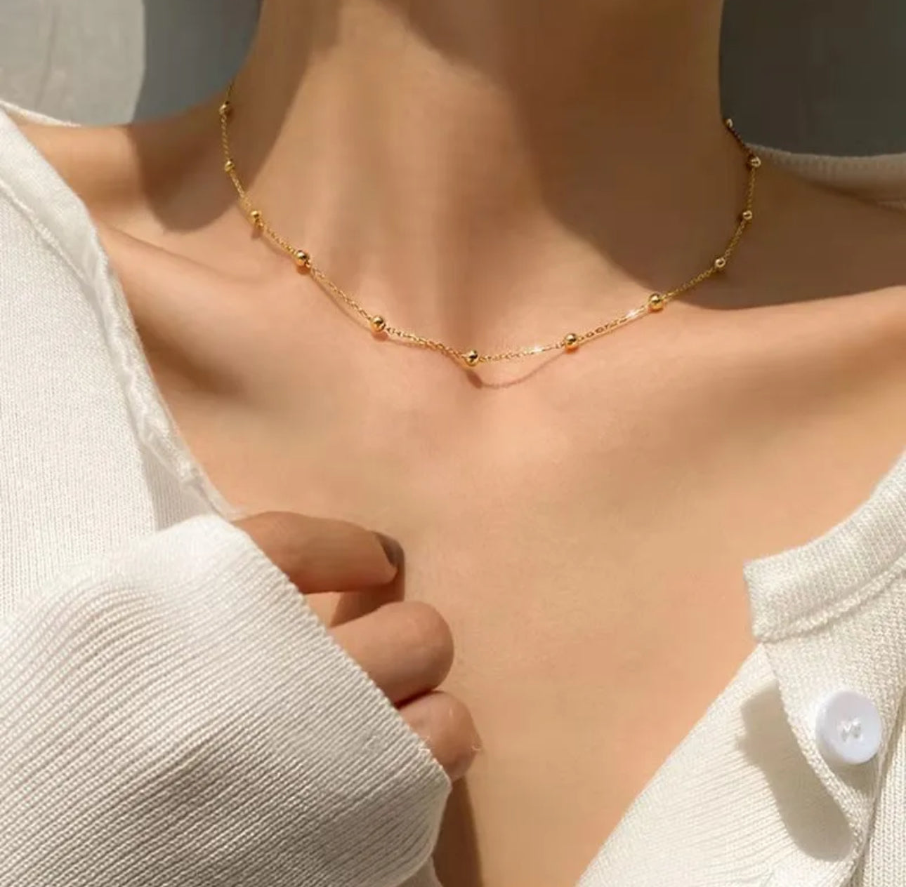 Essential necklace