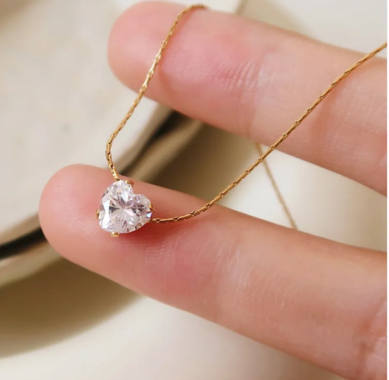 Alma necklace