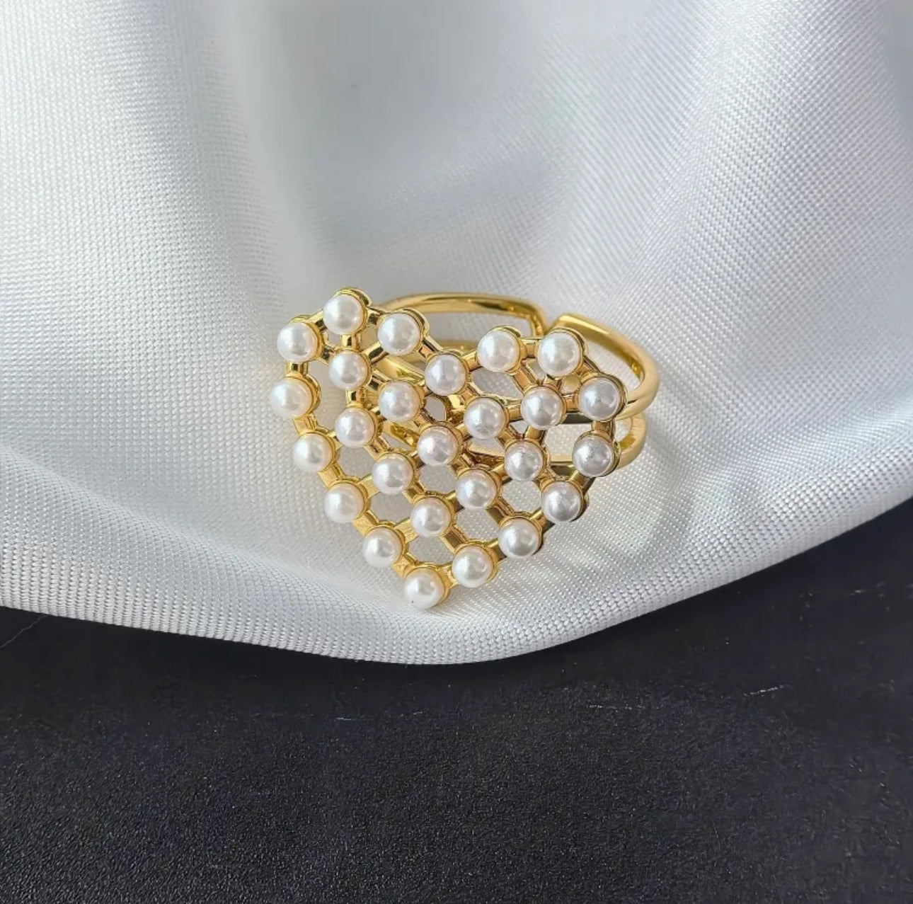 Pearl heart ring
