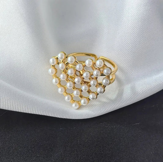 Pearl heart ring